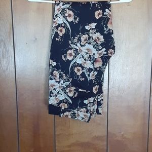 H and M Size 6 Floral Slip on Jegging Style Pants